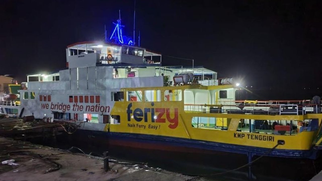 PT ASDP Indonesia Ferry (Persero) perkuat konektivitas penyeberangan di Baubau, Sulawesi Tenggara, untuk mendukung sektor pariwisata dan aksesibilitas masyarakat, serta menawarkan pengalaman wisata bahari dan budaya yang menarik.