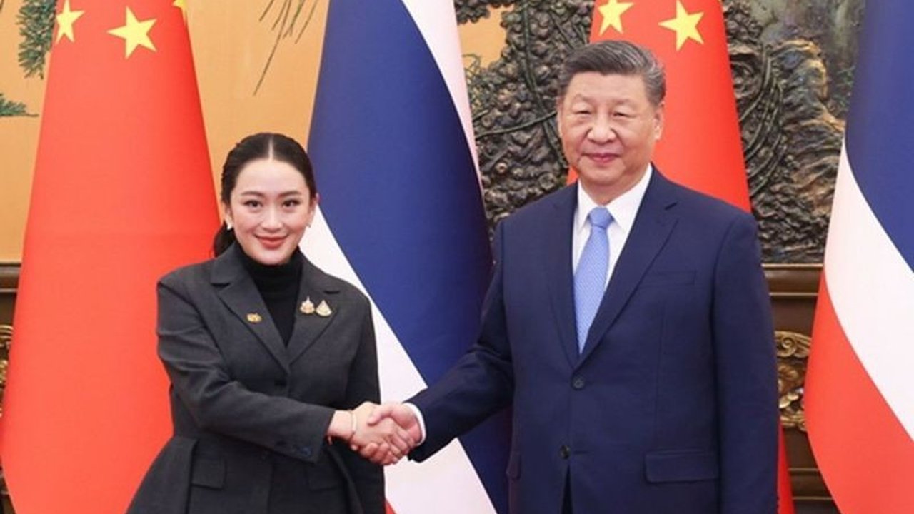 Presiden China Xi Jinping bertemu dengan Sultan Hassanal Bolkiah dari Brunei dan PM Thailand Paetongtarn Shinawatra, membahas peningkatan kerja sama ekonomi, keamanan, dan penegakan hukum, serta komitmen bersama pada prinsip Satu China.