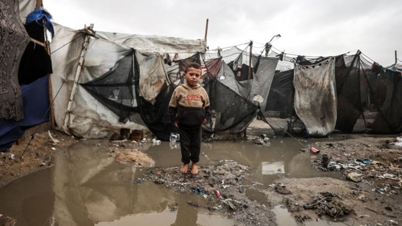 Pemerintah Gaza mengecam keterlambatan Israel dalam menyalurkan bantuan kemanusiaan pasca gencatan senjata,  mengatakan hanya sebagian kecil dari bantuan yang disepakati telah sampai.