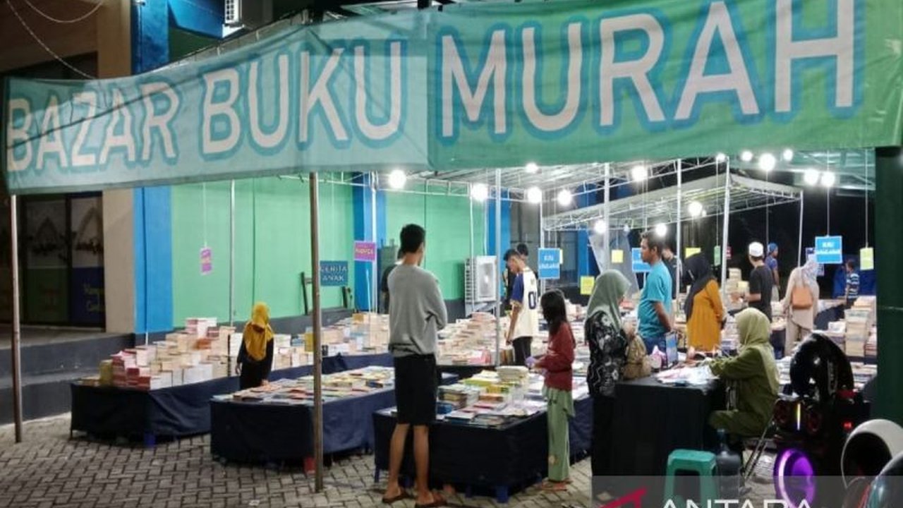 Bazar Buku Tapin: 10 Ribu Koleksi Buku Ramaikan Gerakan Literasi