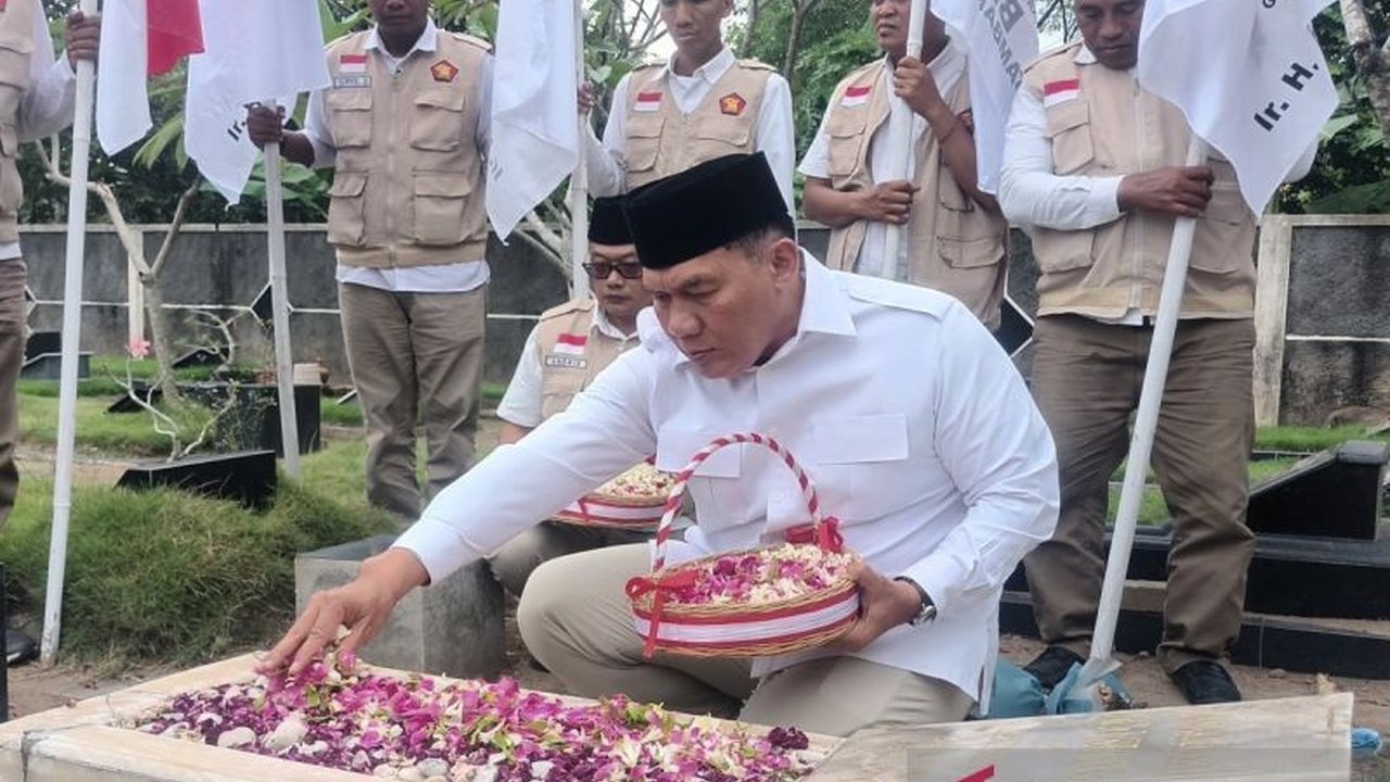 Anggota Komisi VII DPR, Bambang Haryo Soekartono, mendorong efisiensi anggaran infrastruktur untuk mendanai pengembangan UMKM guna meningkatkan kesejahteraan masyarakat,  mengingat UMKM menyerap 96 persen tenaga kerja.