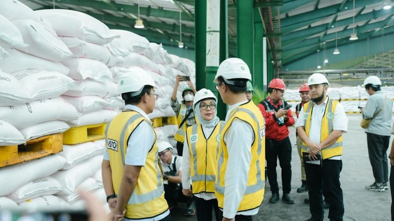 Wakil Menteri BUMN memastikan stok pupuk aman dan meresmikan kebun riset 