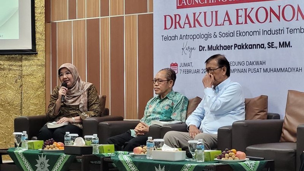 Komnas PT meluruskan kesalahpahaman bahwa cukai tembakau sebagai sumber pendapatan negara, menekankan fungsinya sebagai pungutan pengendalian konsumsi demi terwujudnya Indonesia Emas 2045.