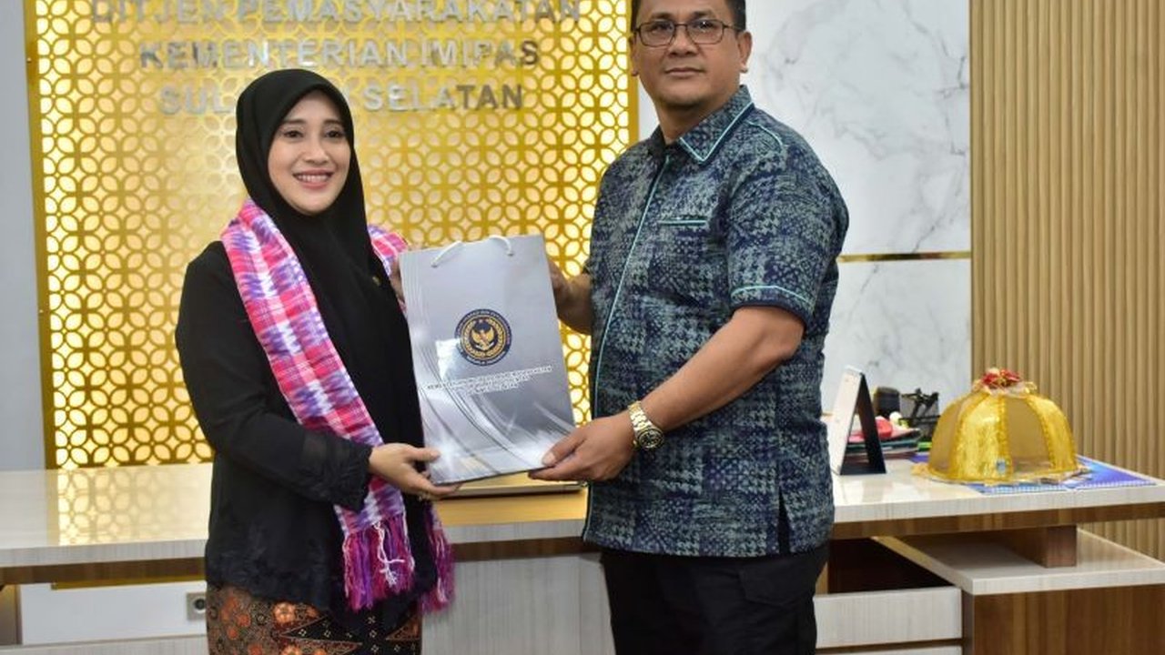 Kepala Kantor Wilayah Ditjenpas Sulsel meminta DPR RI untuk tidak memangkas anggaran warga binaan demi keamanan dan ketertiban di Lapas/Rutan, serta mendorong revisi UU Narkotika untuk mengurangi kelebihan kapasitas.