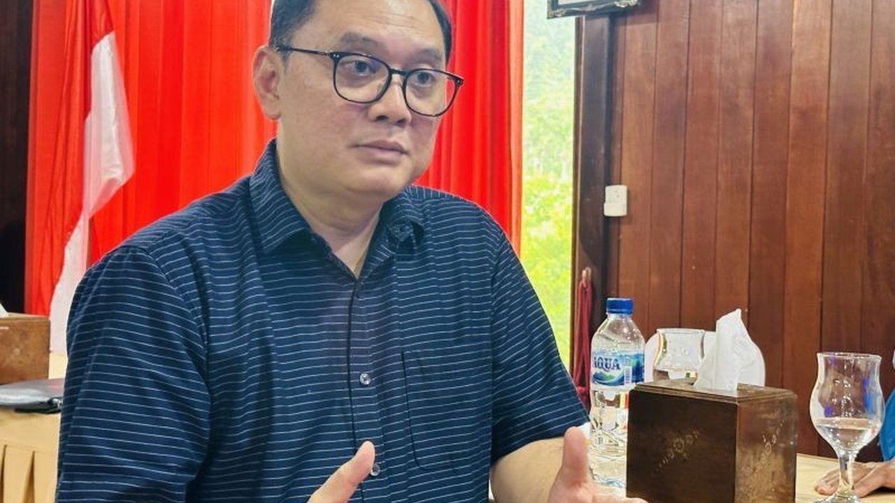 Bank Indonesia (BI) dan People's Bank of China (PBOC) memperpanjang perjanjian swap mata uang bilateral (BCSA) selama lima tahun, memperkuat kerja sama ekonomi dan stabilitas keuangan kedua negara.