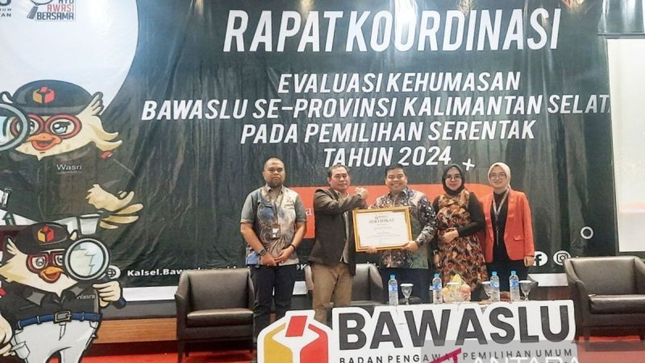 Bawaslu Kalsel Raih Banyak Penghargaan Nasional Berkat Kolaborasi Media