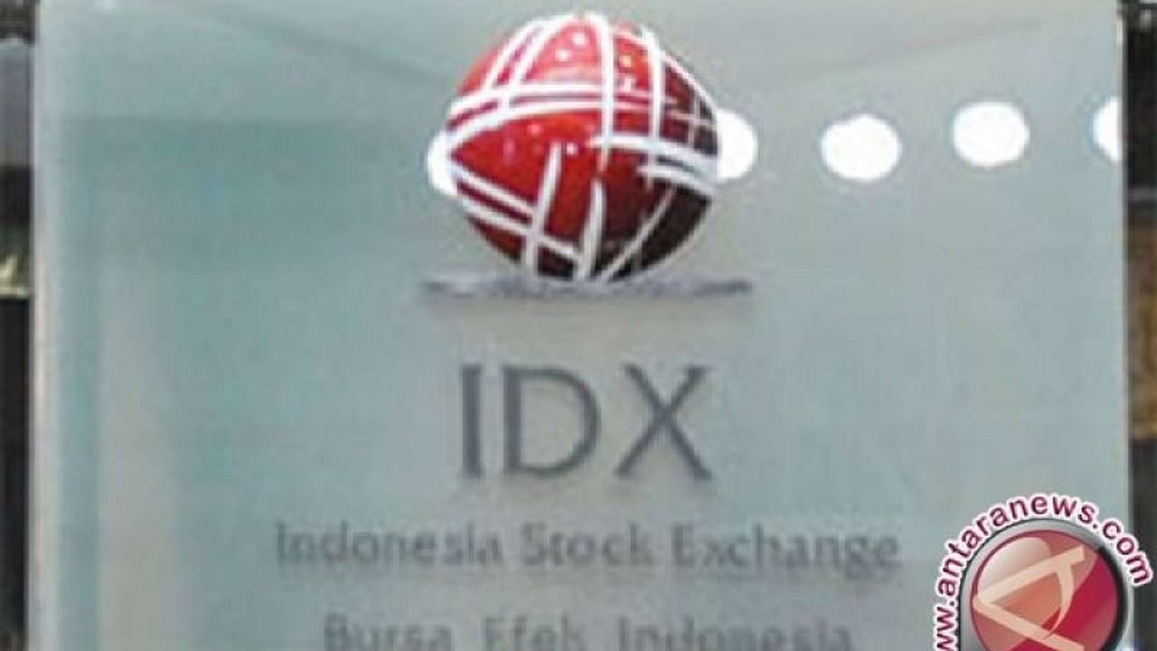 Ekonom Bank Mandiri memprediksi volatilitas pasar saham Indonesia akan berlanjut karena sentimen global, terutama kebijakan tarif Trump dan prospek suku bunga The Fed, serta dinamika kebijakan fiskal dalam negeri.