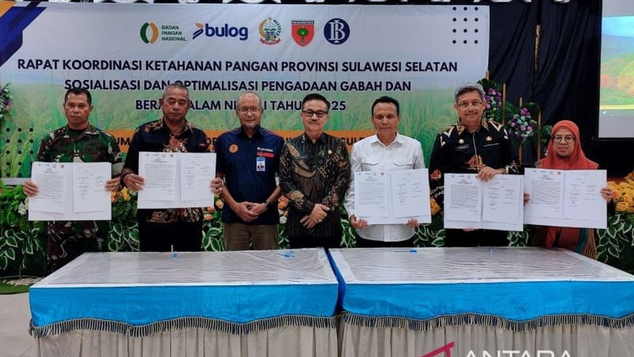 Bulog Sulselbar menargetkan serapan gabah dan beras hingga 580.000 ton di tahun 2025 untuk mendukung swasembada pangan nasional, namun terkendala harga, kapasitas gudang, dan penghentian program SPHP.