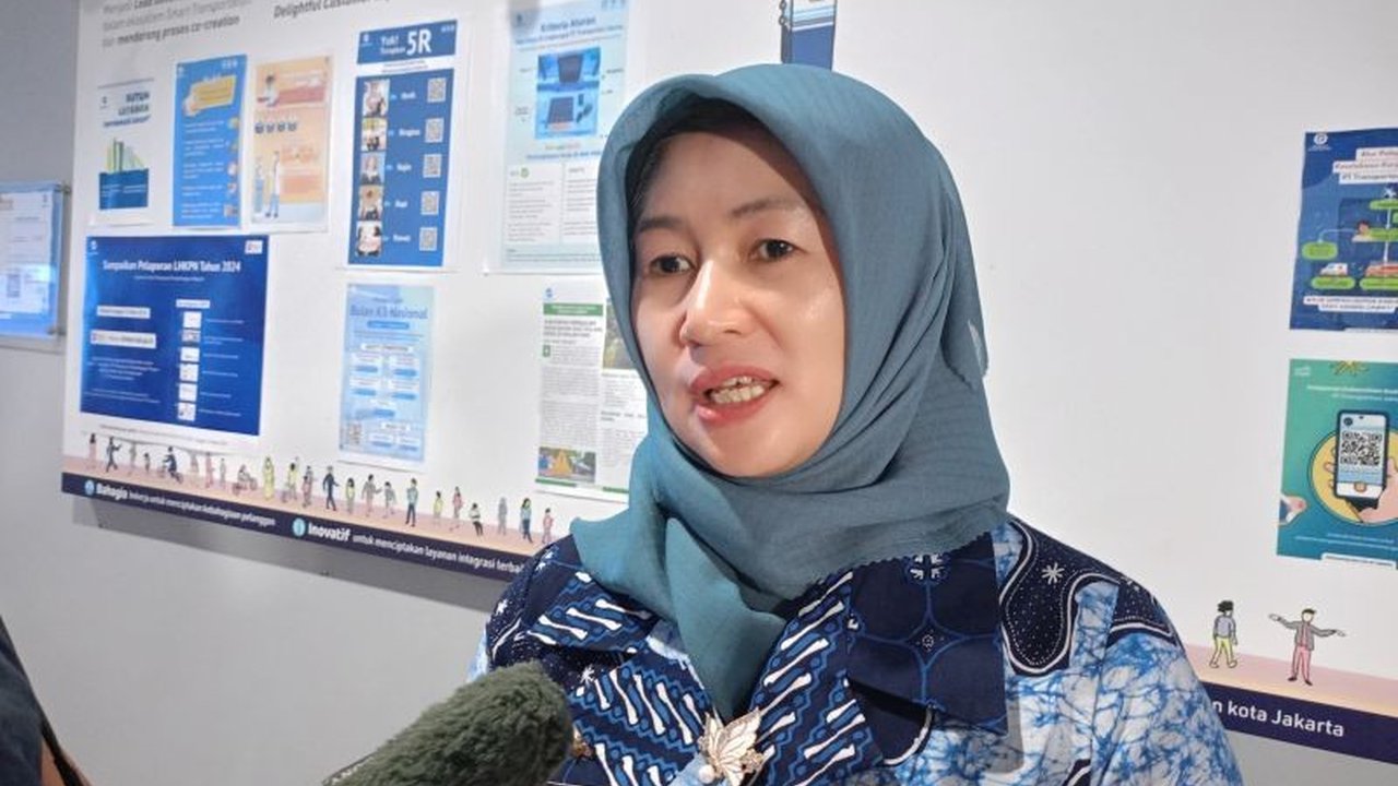 Pemkot Jakarta Timur akan mensosialisasikan program pemeriksaan kesehatan gratis yang dimulai secara nasional pada 10 Februari 2025, melalui berbagai saluran, termasuk daring dan petugas di tingkat kelurahan serta kecamatan.