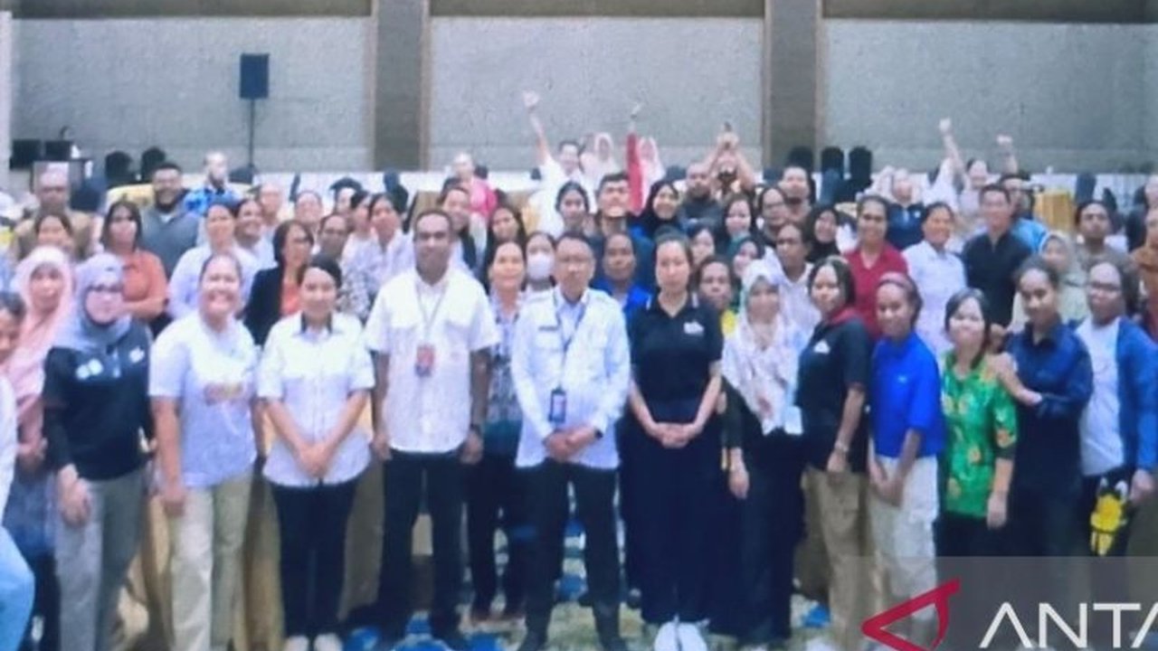 Dinas Pendidikan Biak Numfor, Papua, menyatakan 156 guru mengikuti Pendidikan Profesi Guru (PPG) untuk meningkatkan kompetensi dan kualitas pendidikan di daerah tersebut, dengan rencana 260 guru lagi mengikuti seleksi PPG tahun 2025.