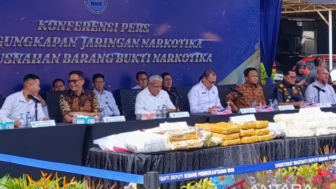 Badan Narkotika Nasional (BNN) berhasil mengungkap 46 kasus penyelundupan narkoba dengan barang bukti 73,55 kg dan menangkap 87 tersangka, termasuk 3 warga negara asing.