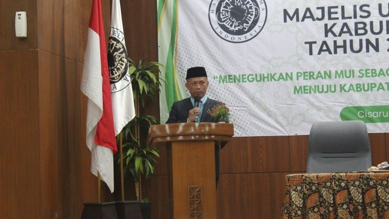 Prof. Mahmud, Rektor UIN Sunan Gunung Djati Bandung periode 2015-2023, terpilih sebagai Ketua Umum Majelis Ulama Indonesia (MUI) Kabupaten Bekasi periode 2025-2030 setelah melalui Musyawarah Daerah (Musda) ke-10.