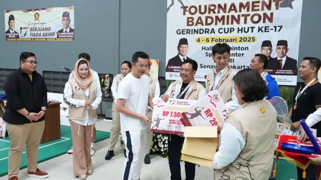 Wakil Menteri Pemuda dan Olahraga, Taufik Hidayat, memberikan apresiasi tinggi terhadap turnamen bulu tangkis Gerindra Cup 2025 yang mendorong masyarakat berolahraga dan mempererat silaturahmi.