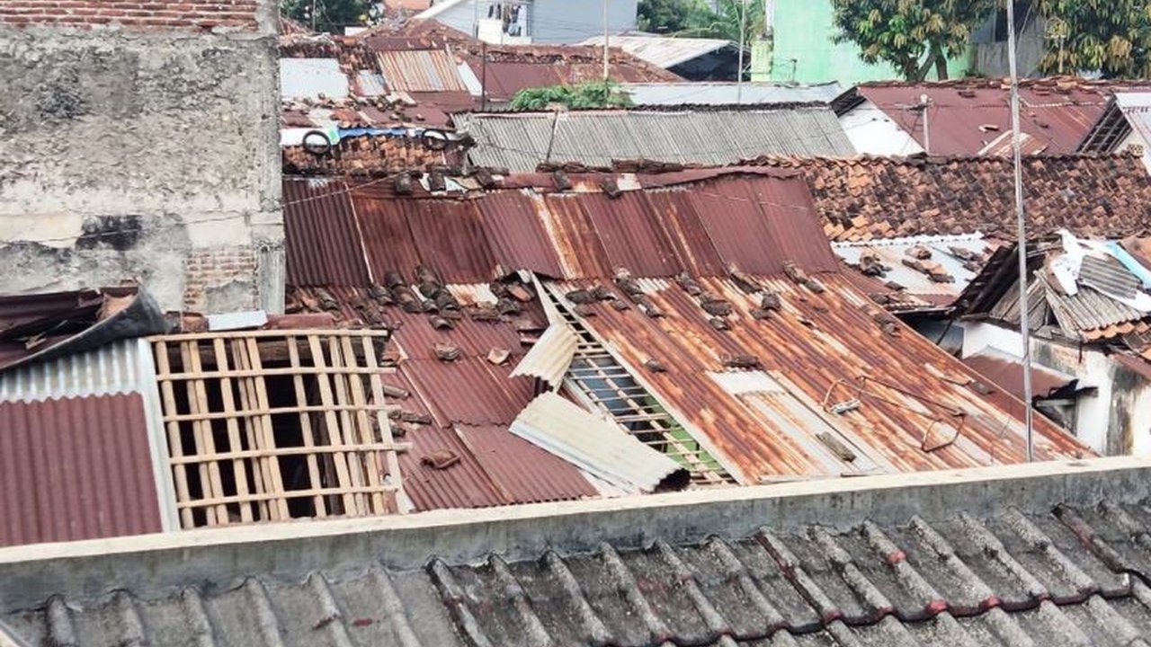 Waspada! BPBD Banyumas Imbau Warga Antisipasi Angin Kencang