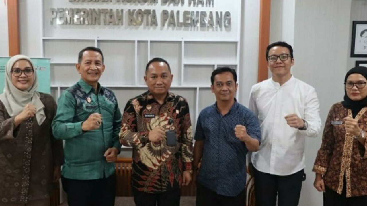 Kemenkumham Sumsel mengajak seluruh lurah dan kades di Sumsel untuk berpartisipasi dalam Paralegal Justice Award 2025 guna meningkatkan kemampuan penyelesaian masalah hukum di tingkat desa/kelurahan.