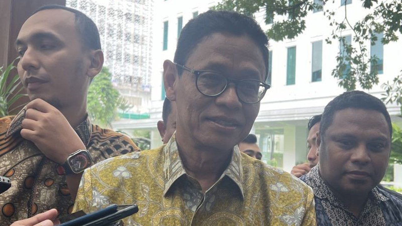 Wakil Menteri ESDM, Yuliot Tanjung, memastikan efisiensi anggaran pemerintah tidak akan mengganggu kelanjutan proyek infrastruktur energi, seperti pembangunan pipa gas Cirebon-Semarang tahap II, yang dibiayai dari PNBP.
