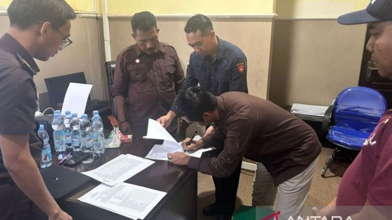 Kejati Kaltim Geledah Kantor Camat Tenggarong Seberang, Usut Korupsi Lahan Negara