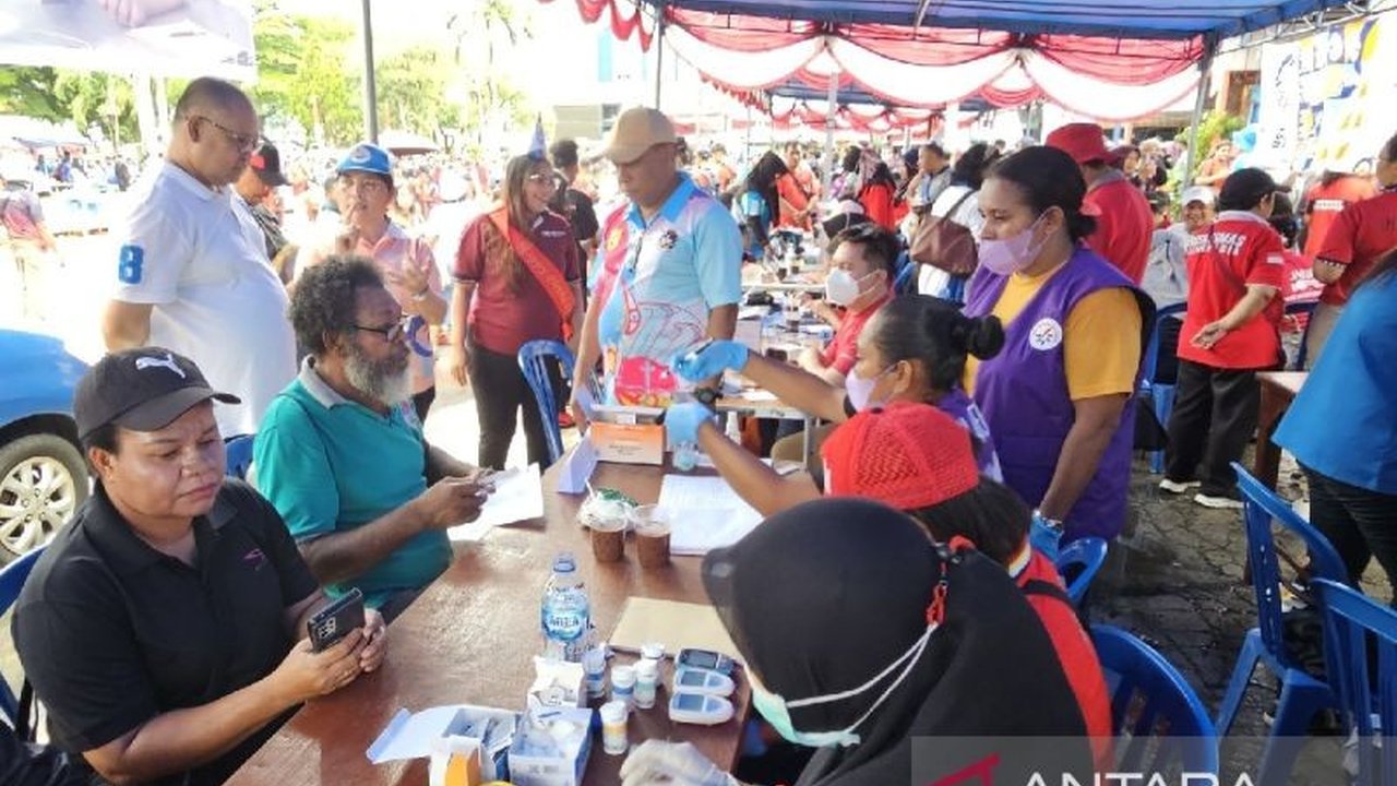 Pemerintah Kota Jayapura mulai memberikan layanan pemeriksaan kesehatan gratis di 14 puskesmas dan beberapa tempat lainnya, mengajak warga untuk memanfaatkan program ini guna deteksi dini masalah kesehatan.