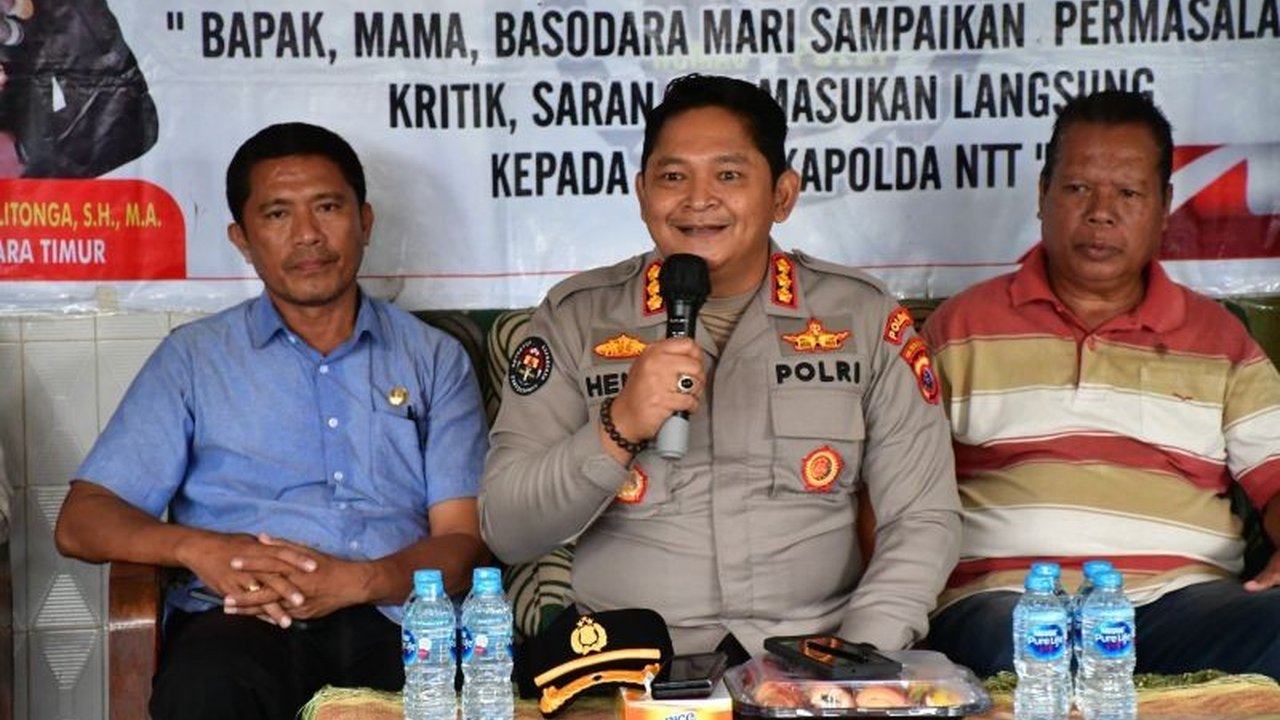 Kapolda NTT memberikan sanksi tegas kepada tiga perwira Polres Malaka yang menganiaya anggota, meliputi penahanan dan proses hukum disiplin, etik, dan pidana.