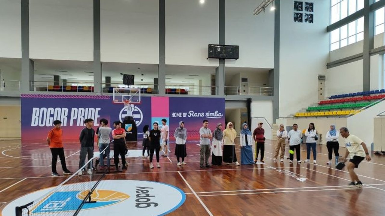 Universitas Indonesia (UI) akan menggelar turnamen Pickleball bergengsi pada Februari 2025 sebagai bagian dari Dies Natalis ke-75, melibatkan ratusan peserta dari berbagai kalangan dan mempromosikan olahraga inklusif ini.