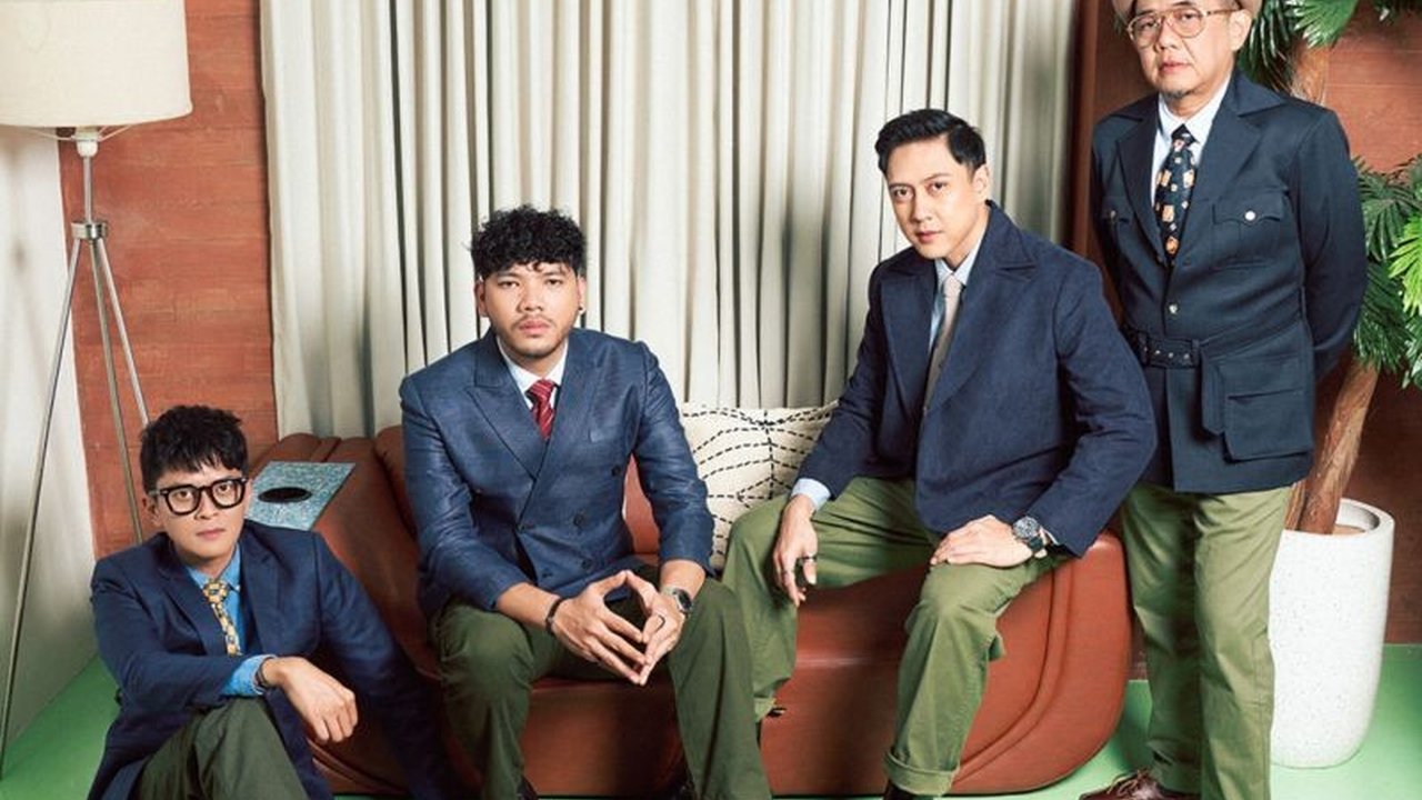 Grup musik Yovie & Nuno meluncurkan versi baru lagu hits mereka, 