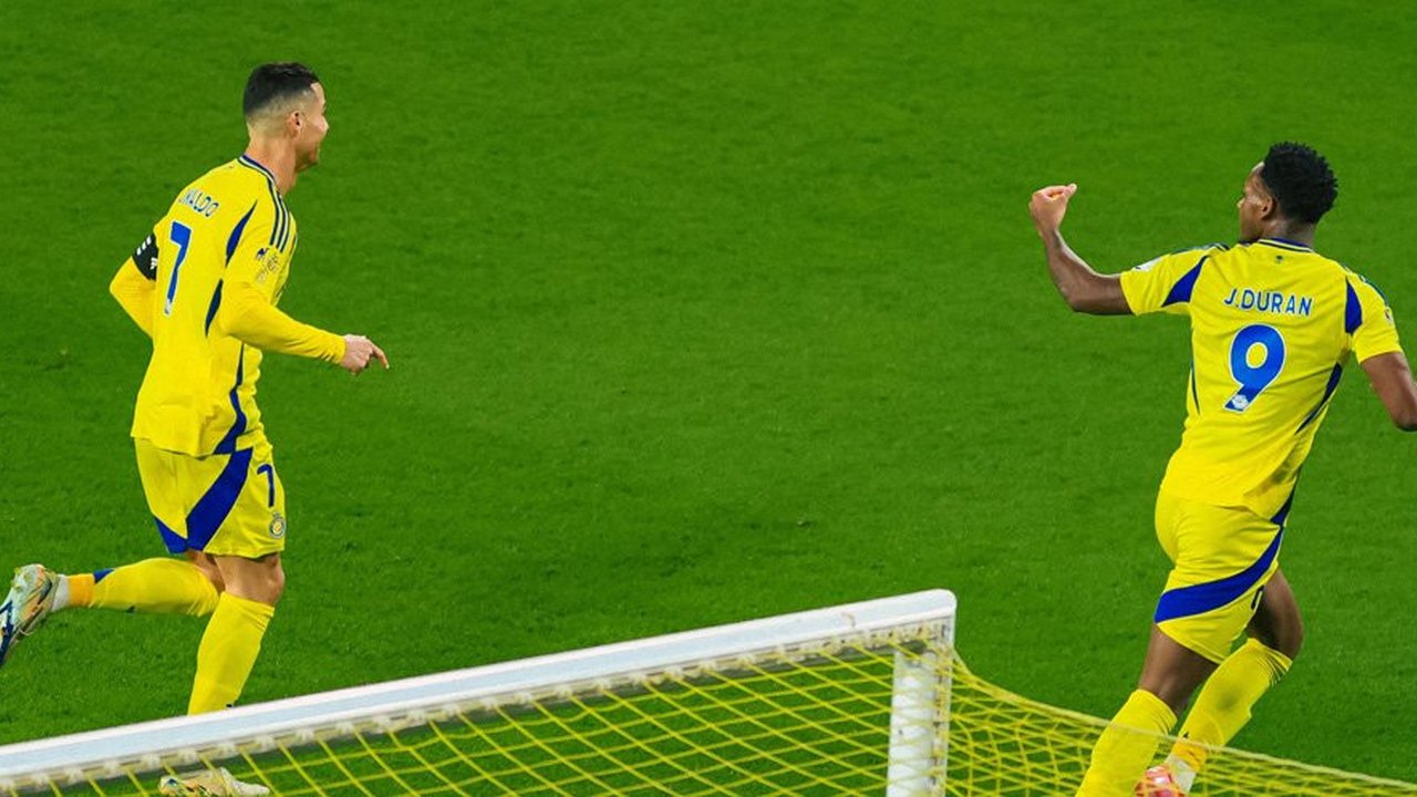 Jhon Duran dan Cristiano Ronaldo: Duet Maut Baru di Al Nassr?