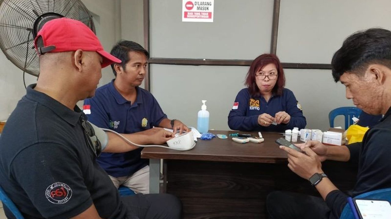 Pemerintah Kota Pangkalpinang memastikan kesiapan SDM medis untuk Program Pemeriksaan Kesehatan Gratis (PKG), yang akan mencakup pemeriksaan kesehatan menyeluruh bagi berbagai kelompok usia di sembilan puskesmas, dengan pendaftaran melalui aplikasi SatuSe