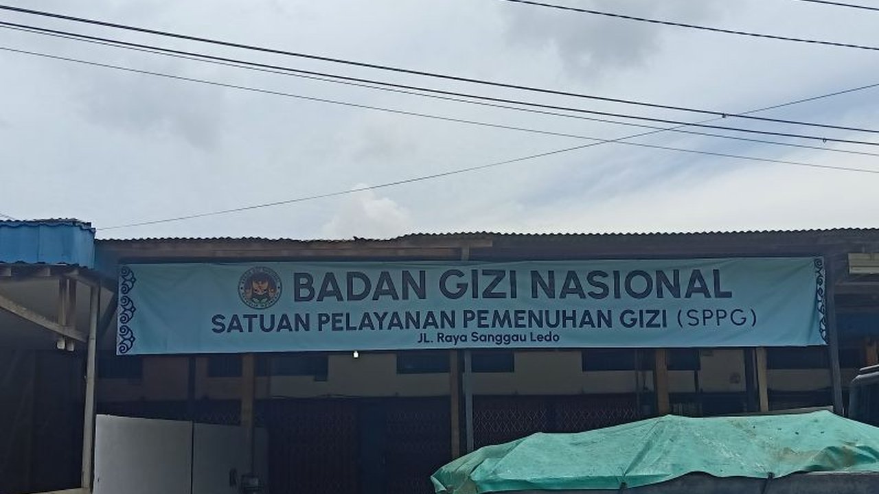 Kabupaten Bengkayang, Kalimantan Barat, akan meluncurkan Program Makan Bergizi Gratis (MBG) pada 17 Februari 2025 untuk 1.289 siswa dari lima sekolah, dengan persiapan matang termasuk penyesuaian bagi siswa dengan kondisi khusus.