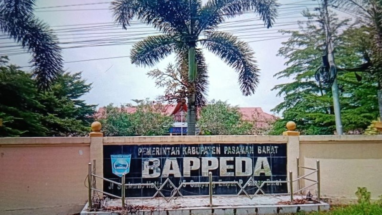 Pemerintah Kabupaten Pasaman Barat, Sumatera Barat, menyiapkan anggaran Rp167,5 miliar pada 2025 untuk menekan angka kemiskinan yang mencapai 7% atau 31.477 jiwa dari total penduduk.