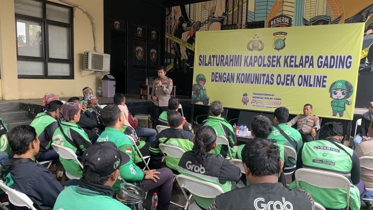 Polisi Kelapa Gading Ajak Driver Ojol Jaga Kamtibmas dan Hindari Judi Online