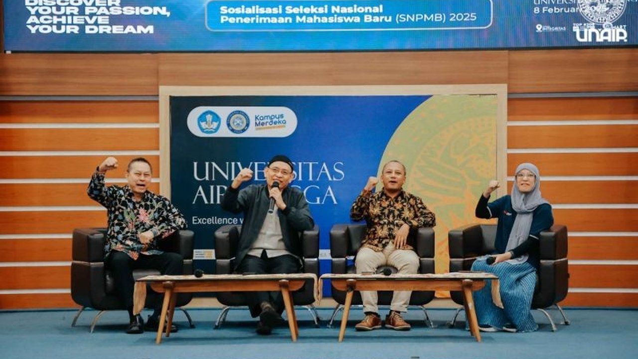 Universitas Airlangga (Unair) menggelar sosialisasi SNPMB 2025 untuk guru SMA/MA, menjelaskan perubahan sistem seleksi, penambahan kuota eligible, dan jalur Golden Ticket bagi siswa berprestasi.
