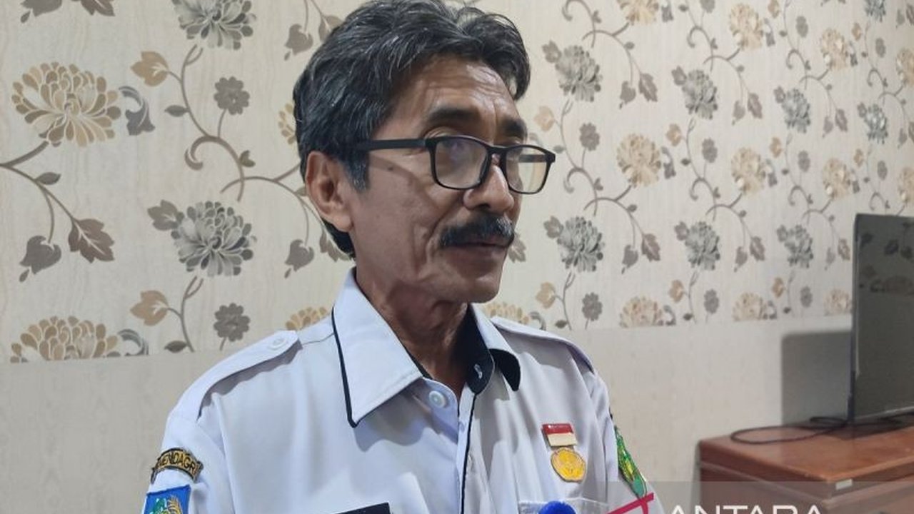 Pemerintah Kota Bengkulu menargetkan penerbitan 69.949 Kartu Identitas Anak (KIA) hingga 2025, dengan berbagai strategi kerjasama dan inovasi untuk mencapainya.