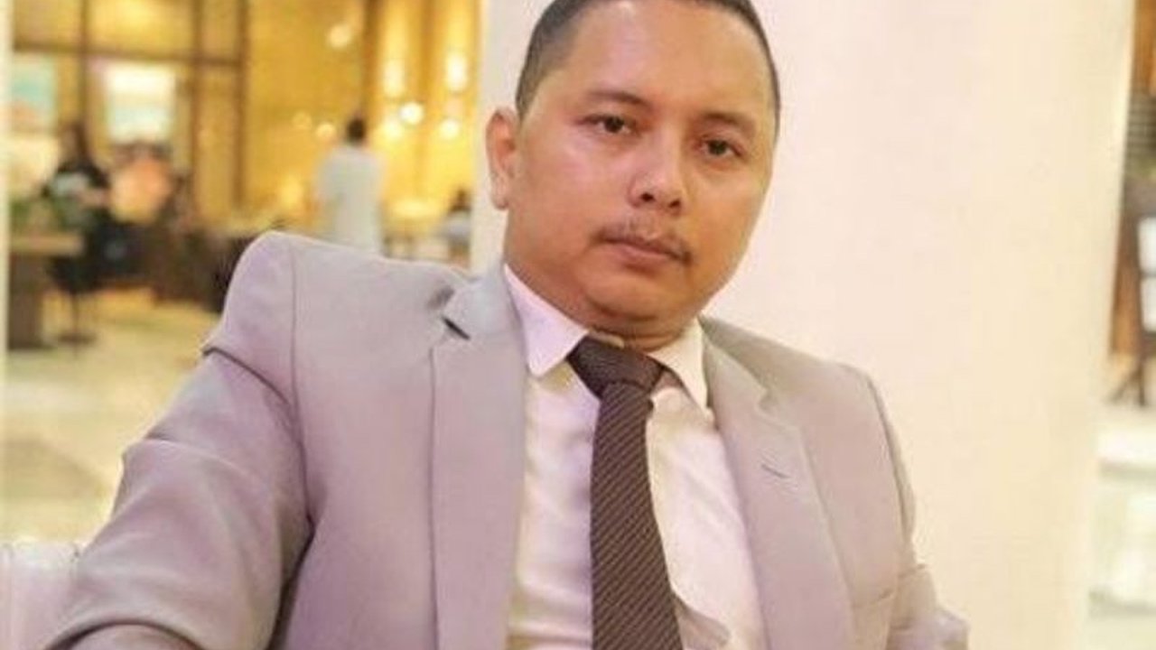 Ketua Umum PBH Perhakhi, Pitra Romadoni Nasution, menyoroti potensi tumpang tindih kewenangan penegakan hukum akibat asas dominus litis dalam RUU KUHP, yang dapat melemahkan kepolisian dan menimbulkan ketidakpastian hukum.