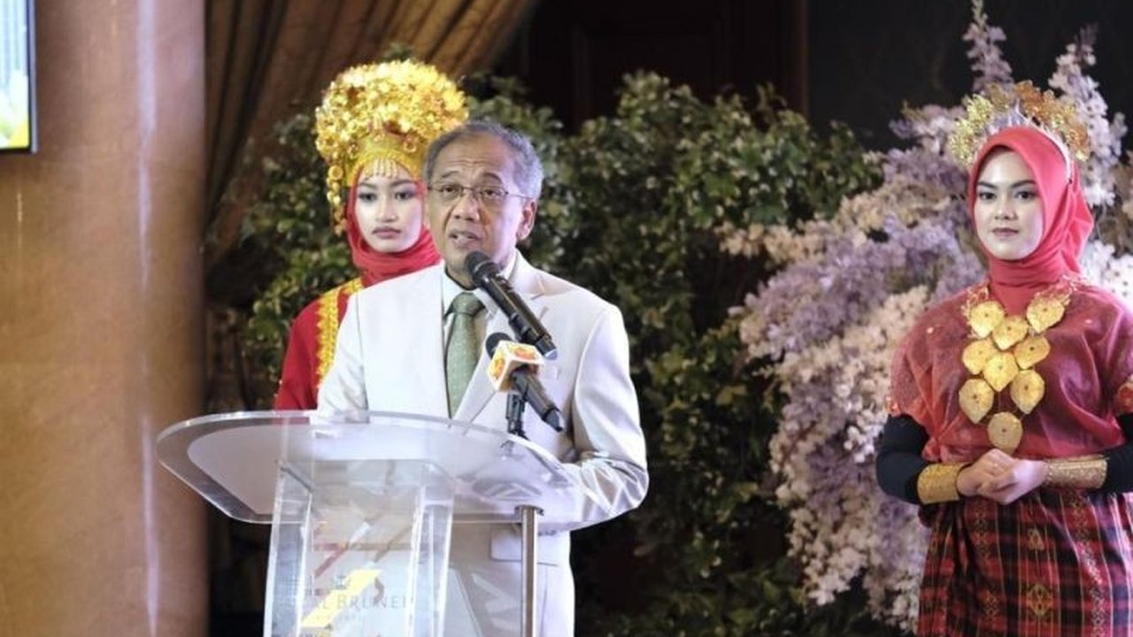 KBRI Brunei sambut positif pembukaan kembali penerbangan langsung Bandar Seri Begawan-Balikpapan oleh Royal Brunei Airlines pada 19 Februari 2024,  mendorong peningkatan konektivitas dan kerja sama ekonomi antar kedua negara.