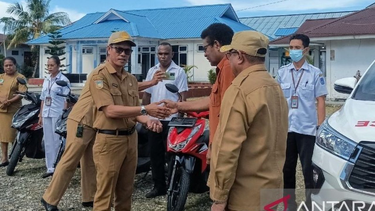 Dinas Kesehatan Biak Numfor menetapkan Distrik Padaido sebagai lokus Pelayanan Kesehatan Bergerak (PKB) untuk meningkatkan akses kesehatan di daerah terpencil, menjamin layanan yang terjangkau, mudah diakses, dan berkualitas bagi seluruh warga.