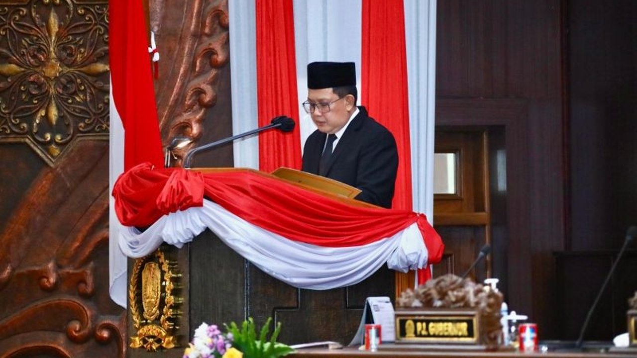 Pj Gubernur Jatim optimis JGU dan Jamkrida mampu meningkatkan Pendapatan Asli Daerah (PAD) melalui berbagai strategi seperti pengembangan aset, kerjasama usaha, dan optimalisasi teknologi digital.