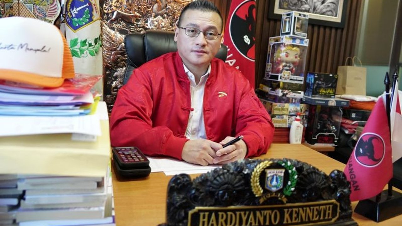 Anggota DPRD DKI Jakarta mendesak Pemprov DKI untuk menggelar operasi pasar elpiji 3 kg guna mengatasi kelangkaan dan menstabilkan harga, sekaligus menindak oknum yang melakukan penimbunan.