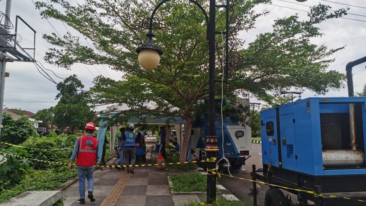 PT PLN Unit Induk Wilayah Maluku dan Maluku Utara (UIW MMU) memastikan pasokan listrik andal selama penetapan pasangan calon Gubernur dan Wakil Gubernur Maluku Utara terpilih, mencegah gangguan pada proses demokrasi.