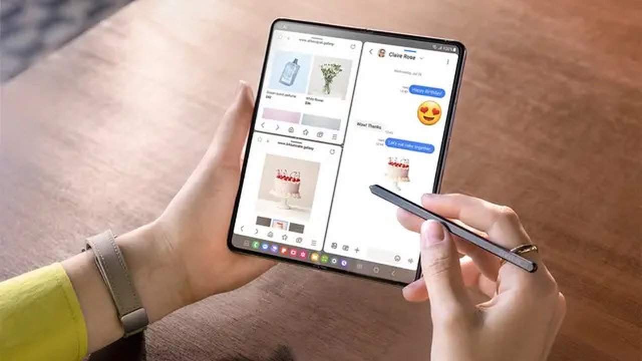 S Pen Fold Edition didesain menjadi lebih ramping dan memudahkan konsumen untuk mencatat di layer utama.