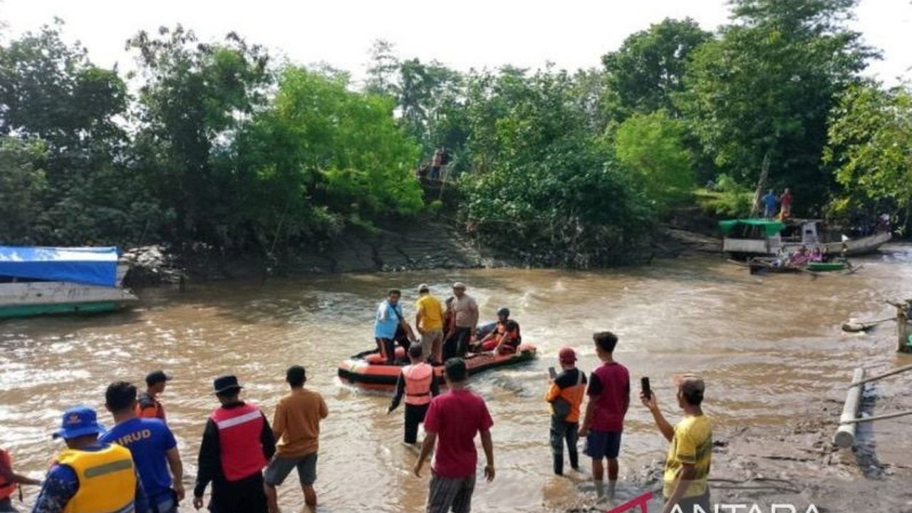 Operasi pencarian empat korban banjir bandang di Desa Nanga Wera, Bima, NTB diperpanjang tiga hari hingga 11 Februari 2024, atas permintaan keluarga dan warga.