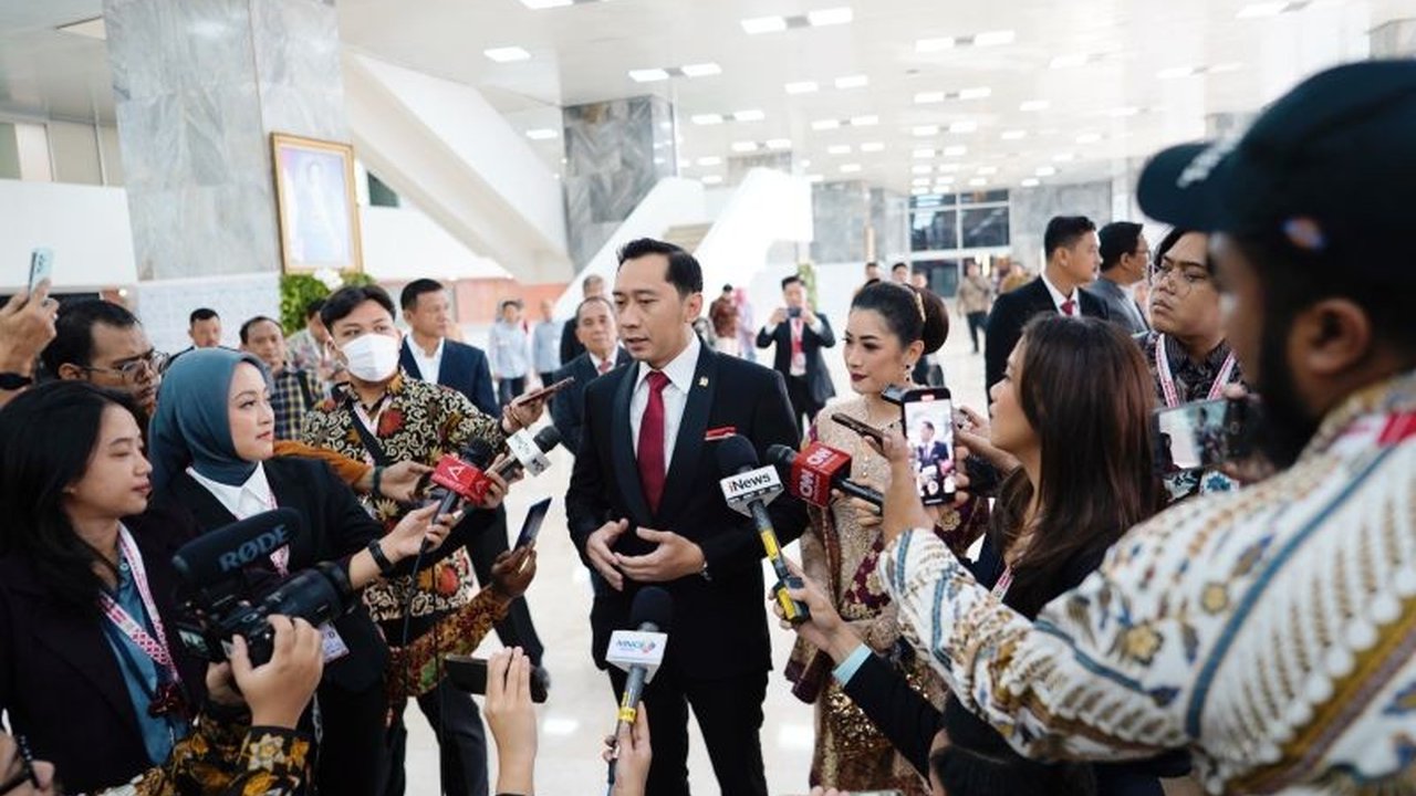 Wakil Ketua MPR RI, Edhie Baskoro Yudhoyono, menekankan pentingnya pers yang akurat dan faktual sebagai pondasi demokrasi yang sehat untuk mencapai Indonesia yang mandiri dan berdaulat, serta peran krusialnya dalam mewujudkan ketahanan pangan menuju Indon