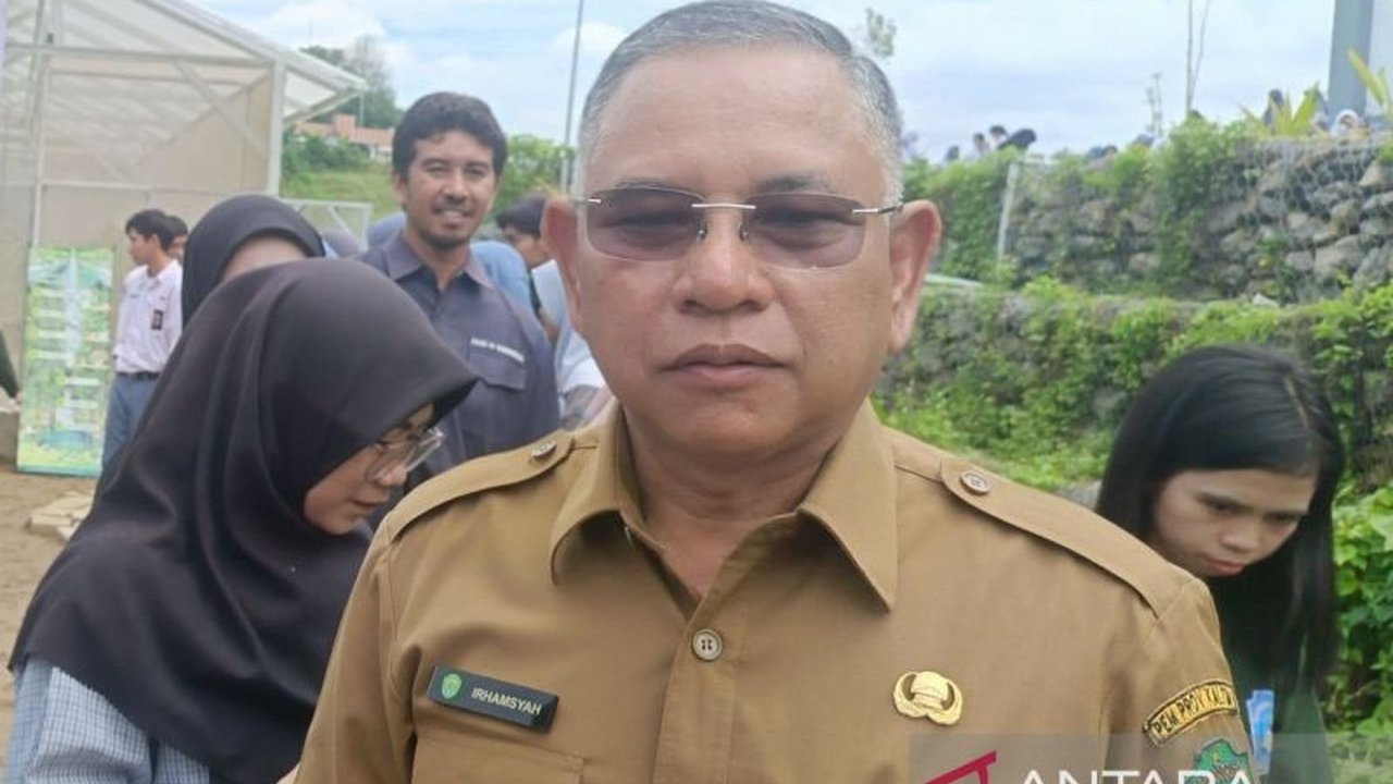 Dinas Pendidikan dan Kebudayaan Kaltim menggelar lokakarya untuk melatih budayawan dan penulis dalam mengadaptasi cerita rakyat lokal ke dalam animasi, guna melestarikan budaya dan nilai-nilai luhur bagi generasi muda.