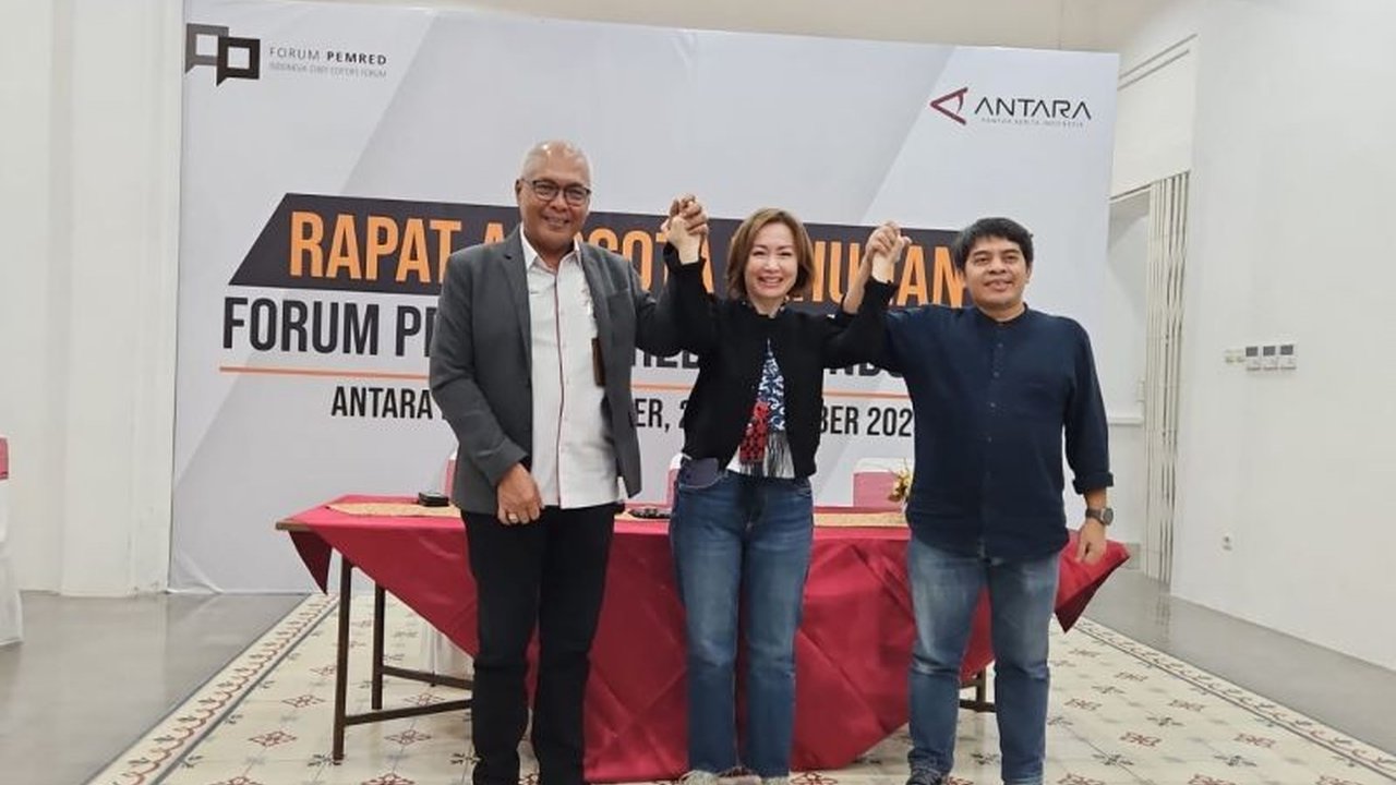 Ketua Dewan Pengurus Forum Pemimpin Redaksi (Pemred), Retno Pinasti, memaparkan tiga strategi utama untuk menghadapi tantangan ekosistem pers nasional di era digital, termasuk misinformasi,  'click bait', dan tantangan ekonomi.