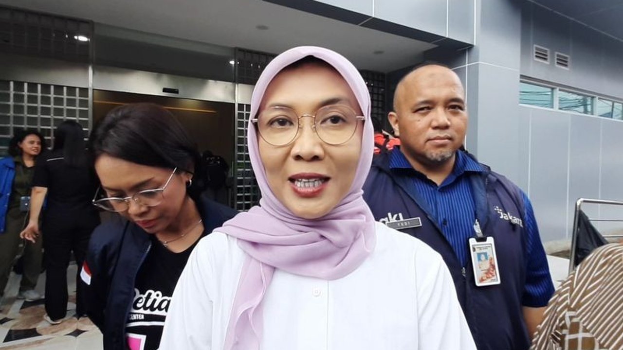 Pemerintah Provinsi DKI Jakarta memastikan petugas kesehatan siap membantu warga yang kesulitan mengakses aplikasi Satu Sehat Mobile untuk program pemeriksaan kesehatan gratis yang dimulai 10 Februari 2024.