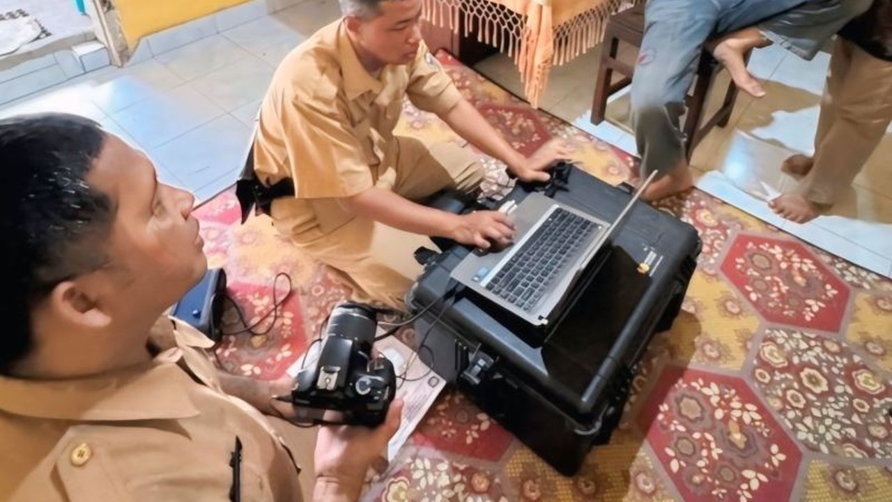 Disdukcapil OKU Jemput Bola: Cetak Dokumen Kependudukan Lebih Mudah