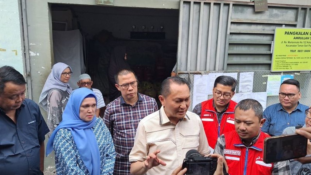 Inspeksi mendadak Pertamina dan DPR RI di Pangkalpinang memastikan stok LPG 3 Kg aman dan harga sesuai HET, serta mengimbau masyarakat agar tidak panic buying.