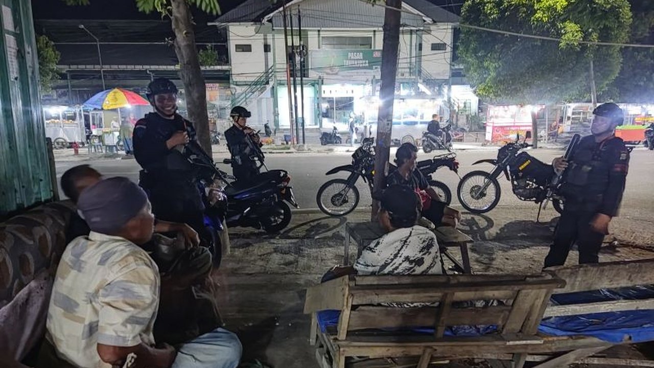 Polda Sulteng luncurkan Brimob Madago Respon, layanan patroli dan penanganan ancaman 24 jam di Palu untuk mencegah gangguan keamanan dan meningkatkan kerja sama dengan masyarakat.