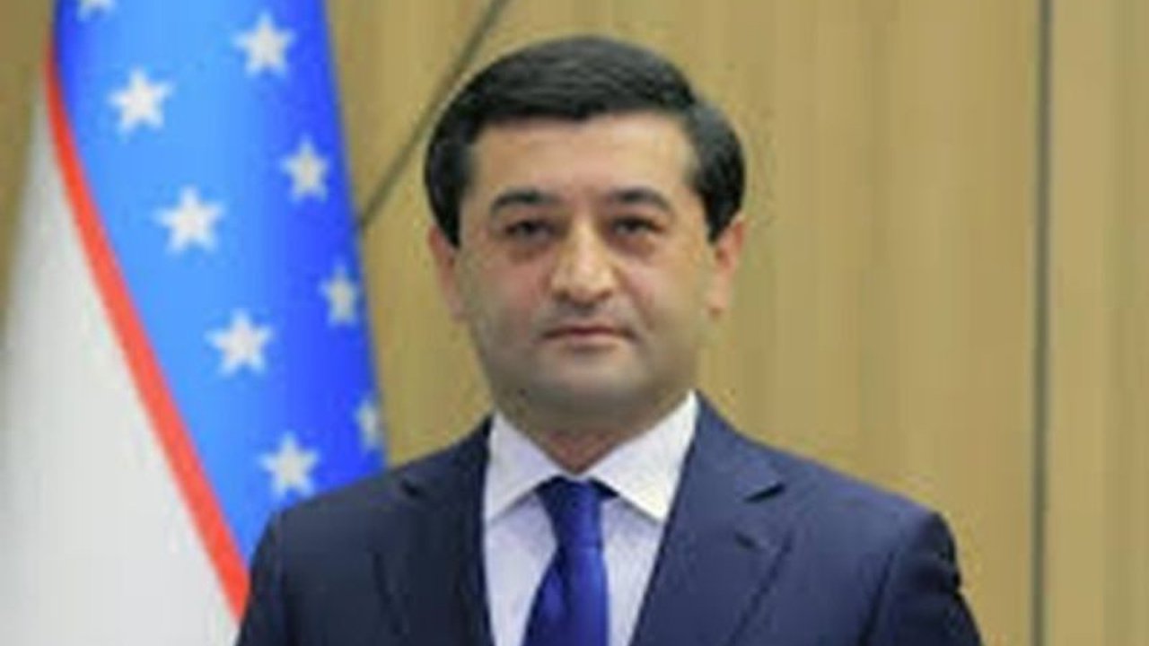 Menteri Luar Negeri Uzbekistan, Bakhtiyor Saidov, melakukan kunjungan resmi ke Indonesia untuk membahas peningkatan kerja sama bilateral di bidang perdagangan dan ekonomi, serta potensi kerja sama lainnya.