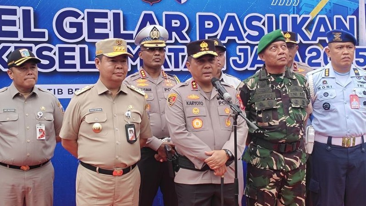 Polda Metro Jaya menggelar Operasi Keselamatan Jaya 2025 pada 10 Februari-23 Maret 2025, melibatkan 1.675 personel gabungan untuk meningkatkan disiplin berlalu lintas dan menekan angka kecelakaan.