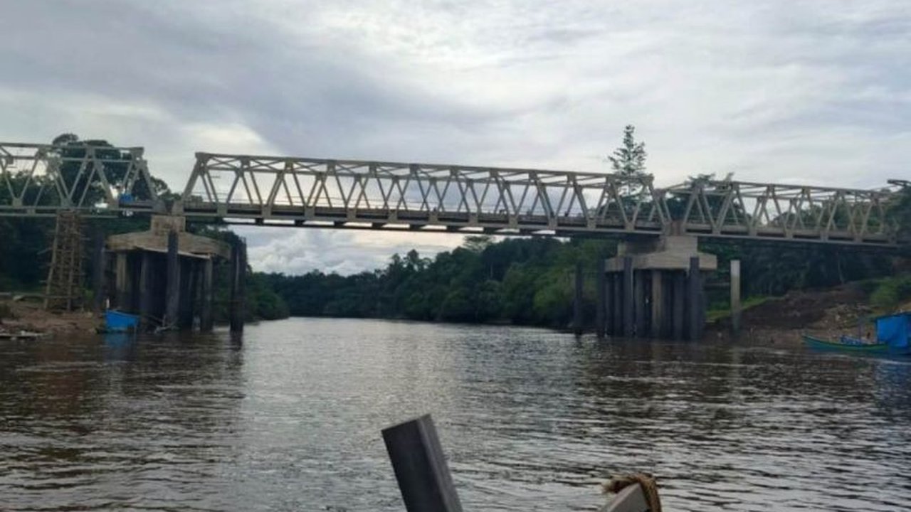 Ketua DPRD Mahulu optimis pembangunan Jembatan Long Gelawang senilai Rp63 miliar yang menghubungkan Mahulu ke daerah lain akan selesai tahun ini, setelah rangka jembatan terpasang dan memasuki tahap finishing.